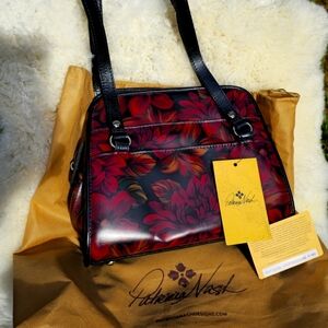 NWT Patricia Nash Rustic English Mum purse